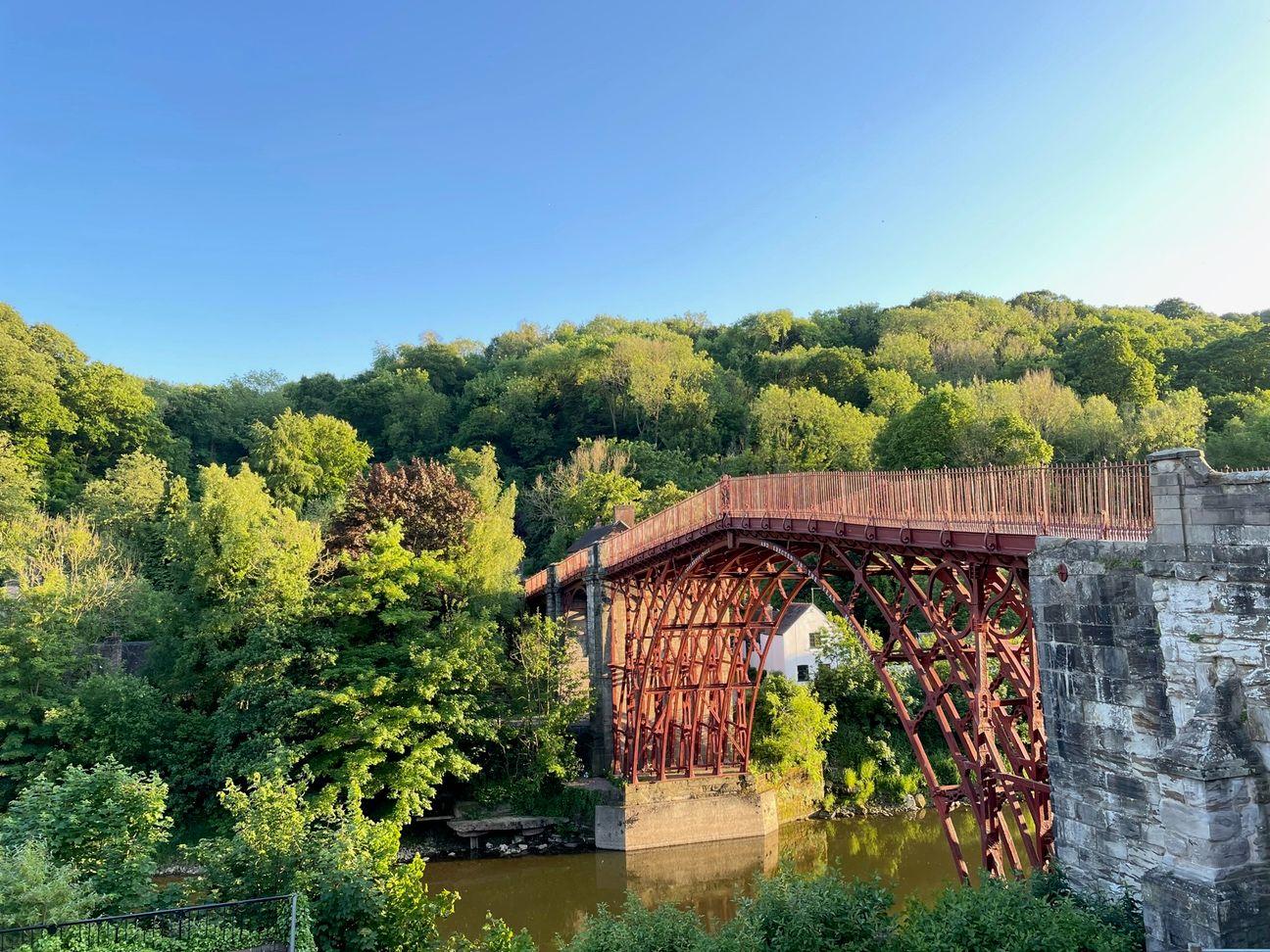 Pont Pays de Galles mai