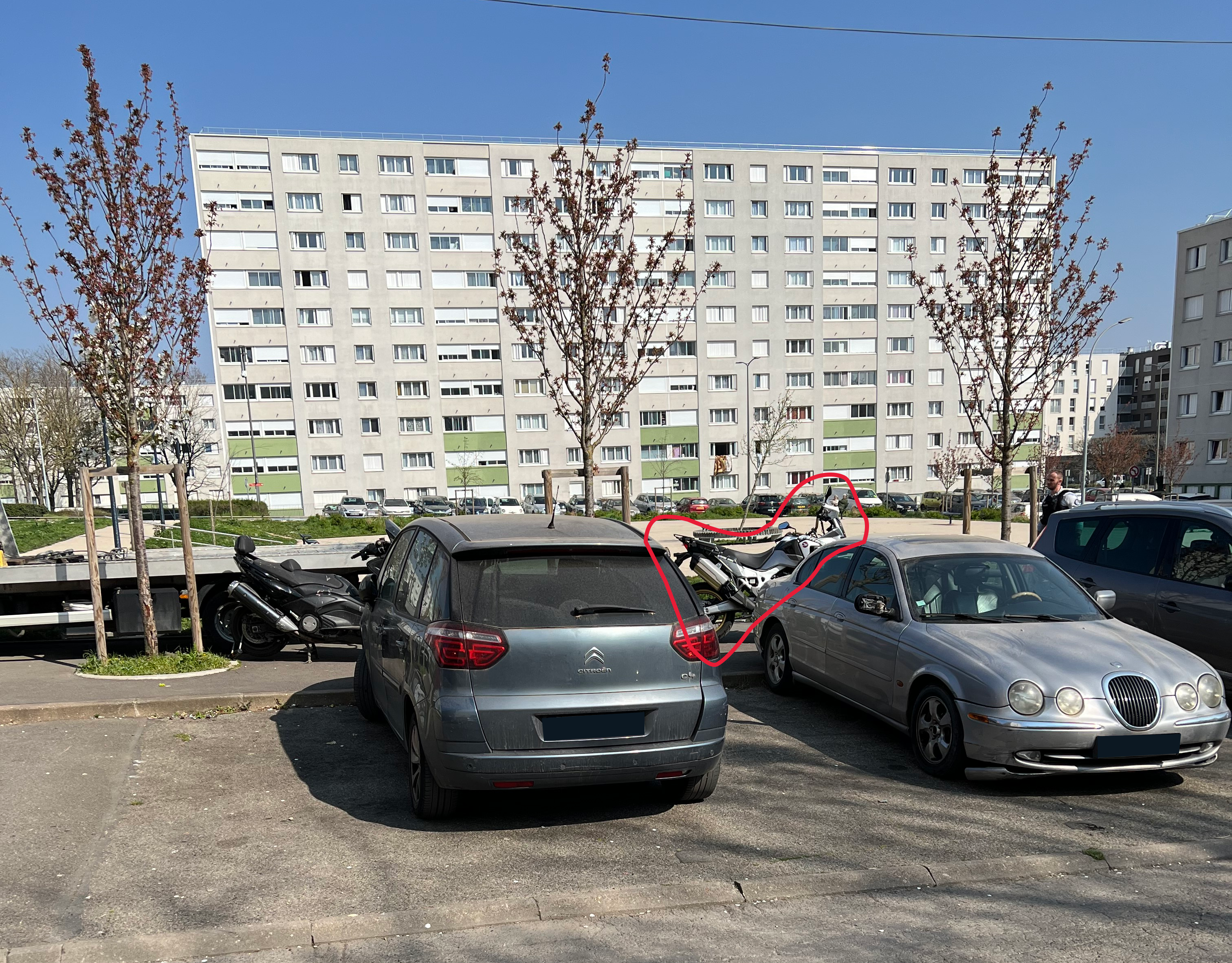 Africa twin volée et retrouvée dans le 77