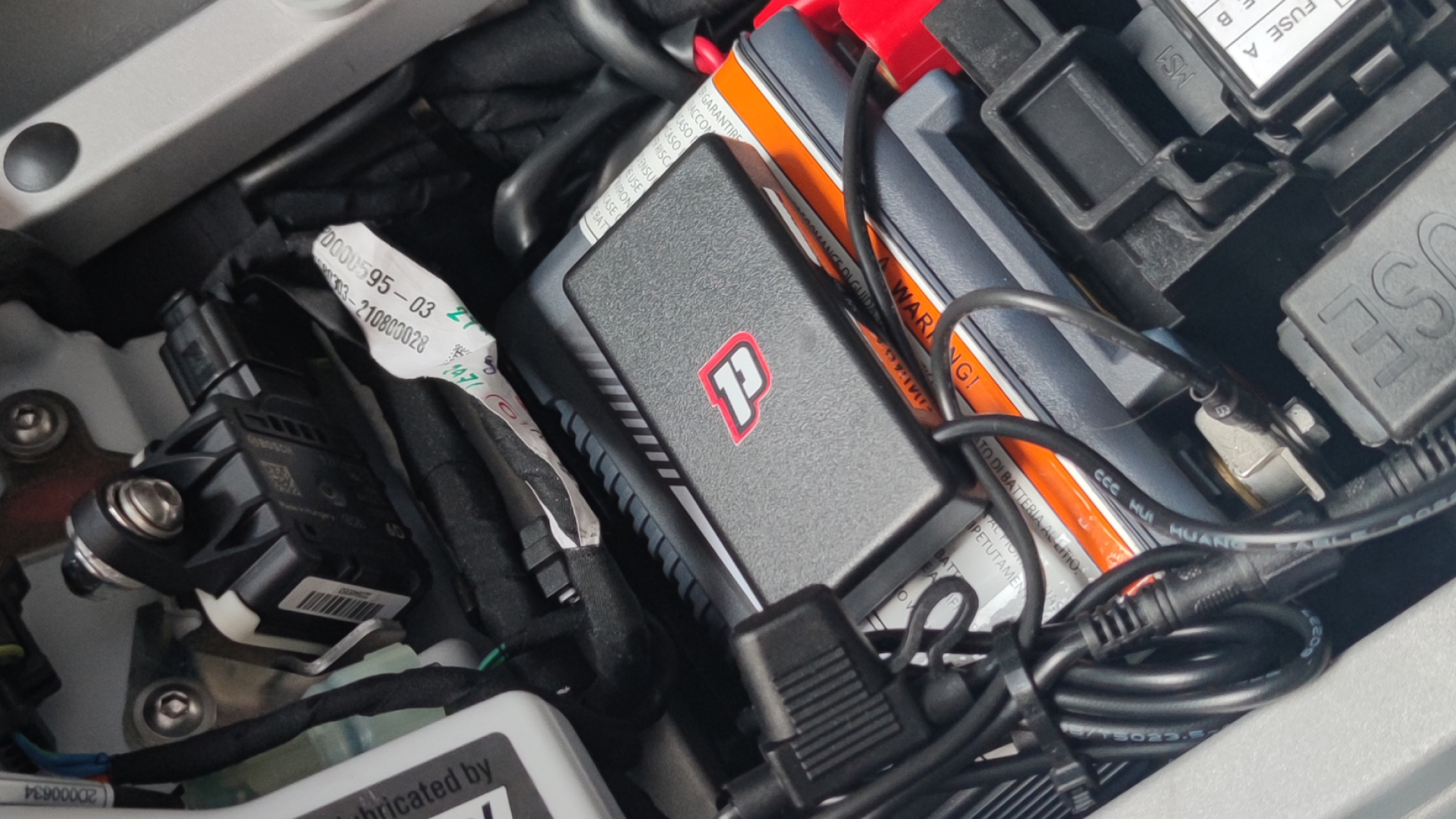 Cacher correctement son traceur GPS moto